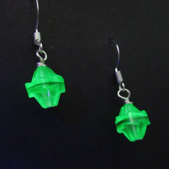 Uranium glass vintage bead earrings - Picture 1 of 15